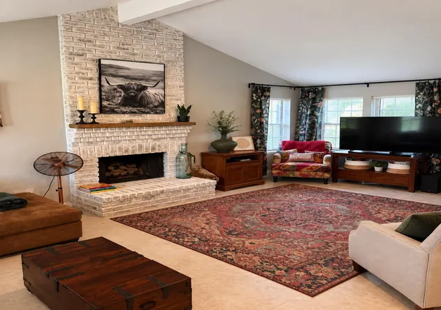 Photo 4 of Single family home for sale at 6919 Eagle Ridge Dr, Katy, TX 77449 | MLS# 75382815 | Listing updated on 2026-09-23