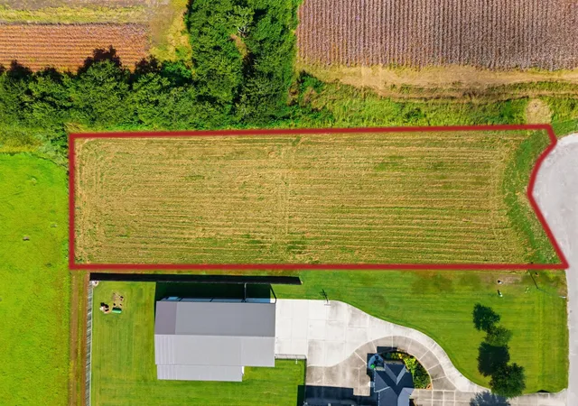 Photo 3 of Land for sale at 9406 Crescent Cross Dr, Needville, TX 77461 | MLS# 52301607 | Listing updated on 2026-09-01