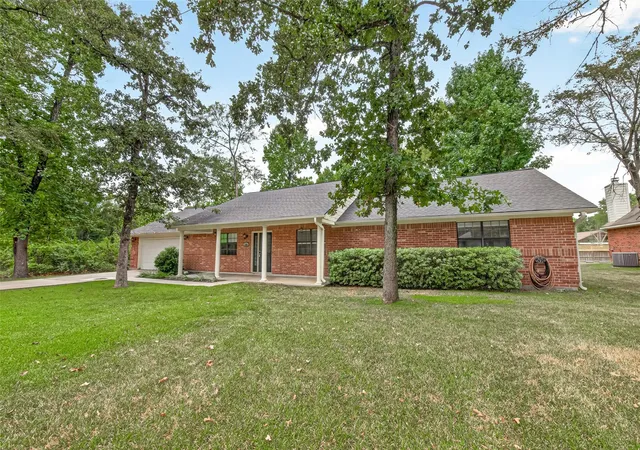 Photo 2 of Single family home for sale at 7506 Wedgewood Dr, Magnolia, TX 77354 | MLS# 94077237 | Listing updated on 2026-10-07