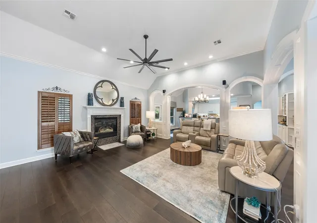 Photo 4 of Single family home for sale at 12418 Longmire Way, Conroe, TX 77304 | MLS# 64857924 | Listing updated on 2026-09-20