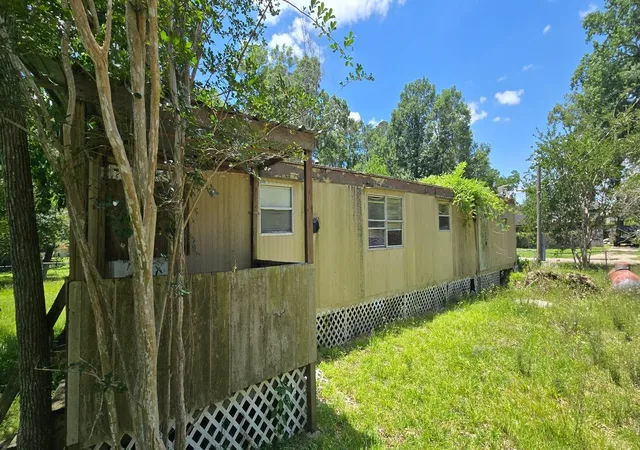 Photo 1 of Sale Pending at 18844 Forest Ln Cir, New Caney, TX 77357 | MLS# 88759412 | Listing updated on 2026-09-19