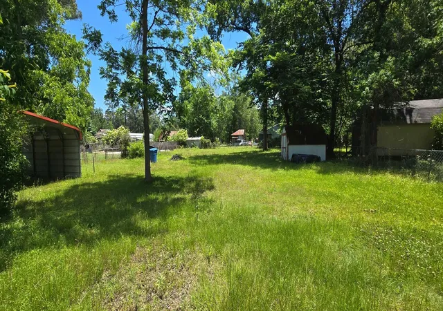 Photo 2 of Sale Pending at 18844 Forest Ln Cir, New Caney, TX 77357 | MLS# 88759412 | Listing updated on 2026-09-19