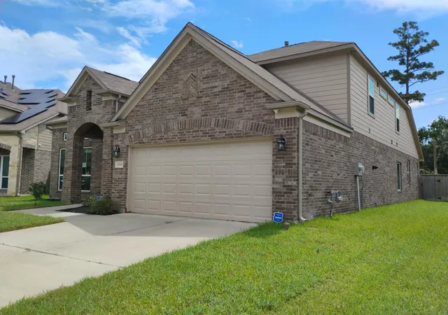 Photo 2 of Single family home for sale at 6806 Little Cypress Crk Trl, Humble, TX 77338 | MLS# 2773041 | Listing updated on 2026-09-12