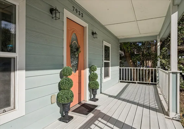 Photo 3 of Single family home for sale at 7933 Elwood St, Houston, TX 77012 | MLS# 53649354 | Listing updated on 2026-09-03