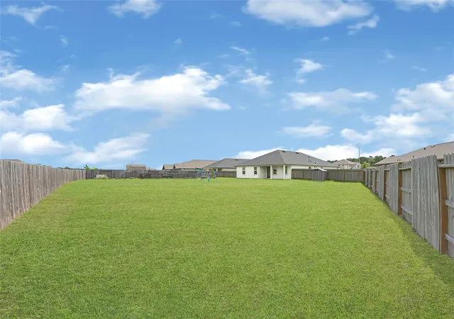 Photo 21 of Single family home for sale at 230 Alder Loop, Anahuac, TX 77514 | MLS# 51213142 | Listing updated on 2026-10-03