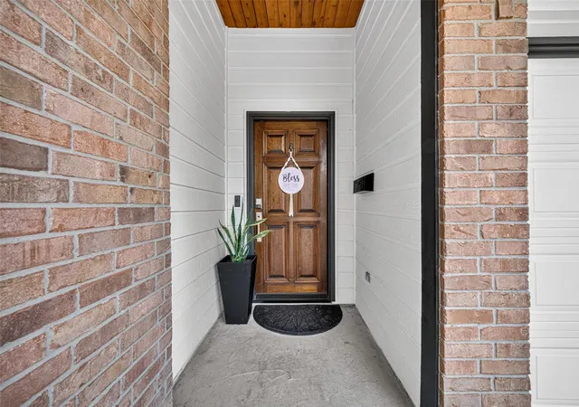 Photo 2 of Single family home for sale at 13003 Raven Roost Dr, Cypress, TX 77429 | MLS# 92291157 | Listing updated on 2026-09-19
