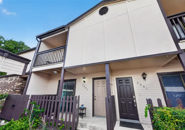 Condo for sale at 3993 Tanglewilde St #3993, Houston, TX 77063 | MLS# 18079652