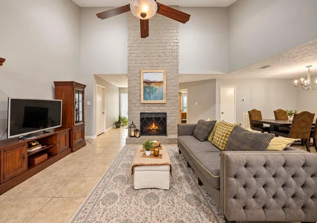 Photo 3 of Single family home for sale at 3119 Shawnee Dr, Sugar Land, TX 77479 | MLS# 42596333 | Listing updated on 2026-09-19