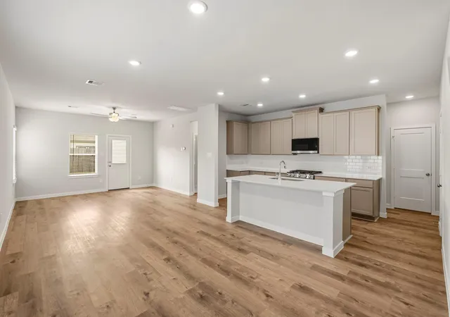 Photo 3 of Single family home for sale at 11523 Heritage Wind Dr, Crosby, TX 77532 | MLS# 75331729 | Listing updated on 2026-10-07