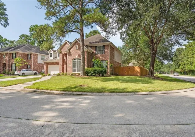Photo 2 of Single family home for sale at 3102 Silverberry Trl, Kingwood, TX 77345 | MLS# 45860442 | Listing updated on 2026-09-21