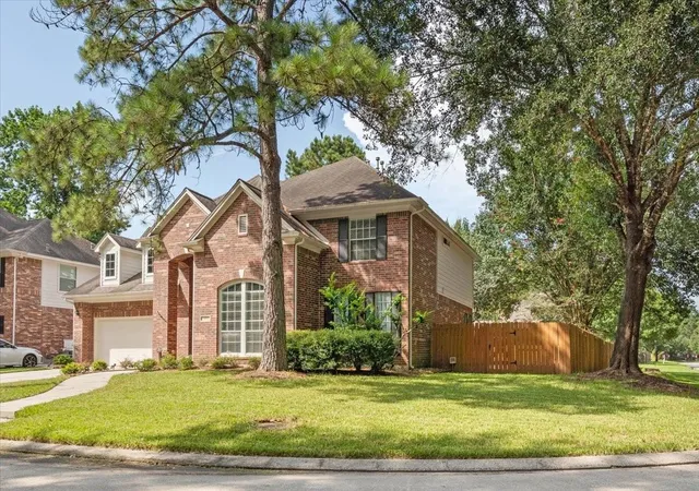 Photo 3 of Single family home for sale at 3102 Silverberry Trl, Kingwood, TX 77345 | MLS# 45860442 | Listing updated on 2026-09-21