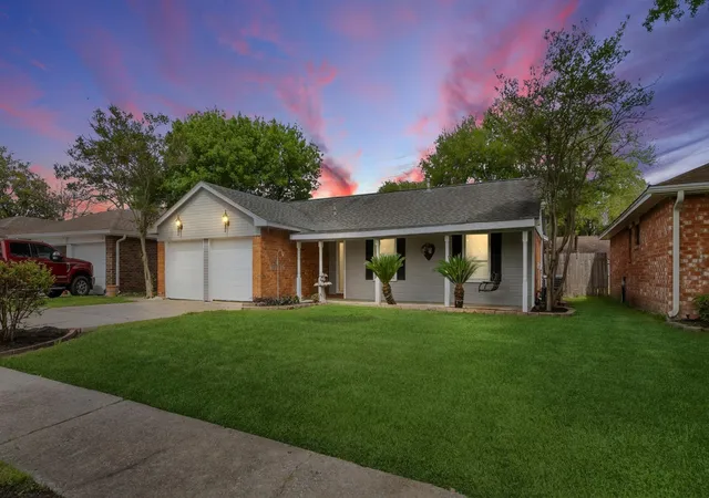 Photo 1 of Single family home for sale at 10111 Stonemont Rd, La Porte, TX 77571 | MLS# 53216072 | Listing updated on 2026-09-19