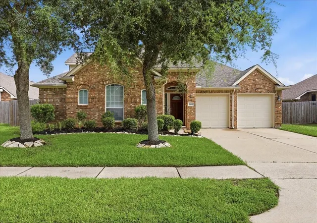 Photo 2 of Sale Pending at 13615 Cotton Run, Mont Belvieu, TX 77523 | MLS# 34318961 | Listing updated on 2026-09-19
