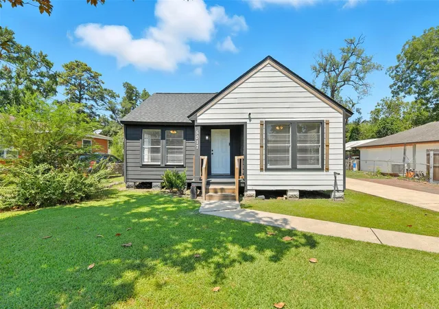 Photo 2 of Multi family home for sale at 5017 Boicewood St, Houston, TX 77016 | MLS# 93582471 | Listing updated on 2026-09-09
