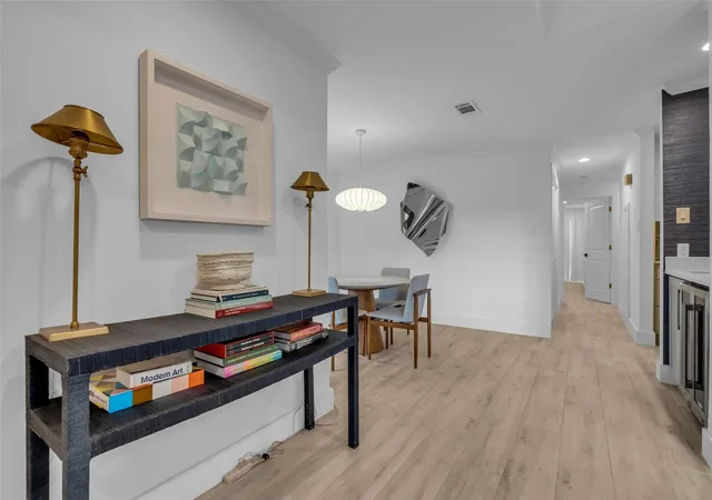 Photo 3 of Condo for sale at 2829 Timmons Ln #152, Houston, TX 77027 | MLS# 67871444 | Listing updated on 2026-09-23