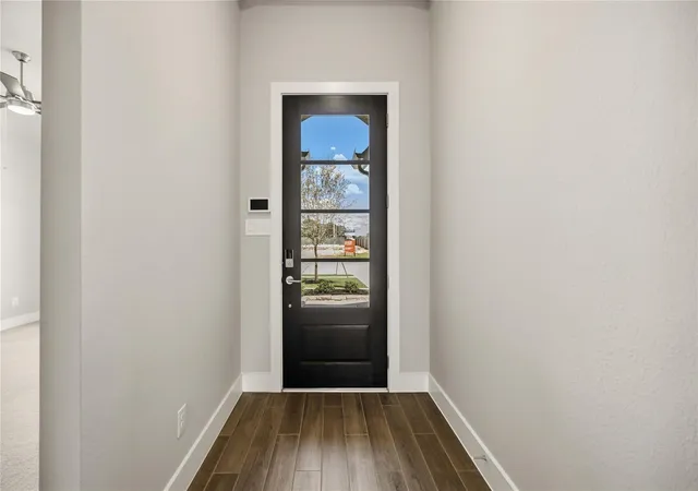Photo 3 of Single family home for sale at 6902 Ivory Sedge Trl, Richmond, TX 77469 | MLS# 30723013 | Listing updated on 2026-10-03