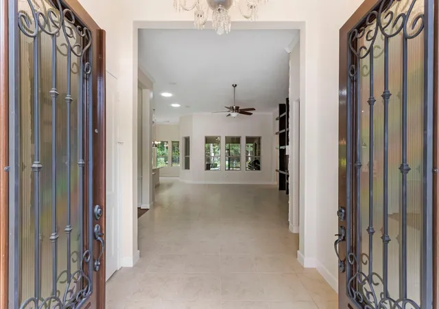 Photo 3 of Single family home for sale at 103 Blue Gilia Ct, Montgomery, TX 77316 | MLS# 90783285 | Listing updated on 2026-09-13