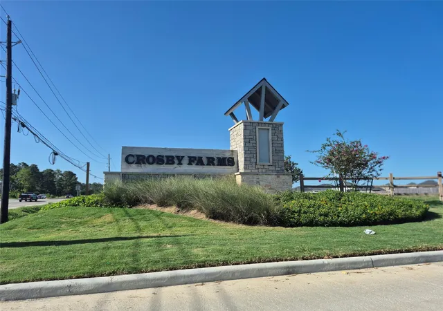 Photo 3 of Single family home for sale at 406 Dorion Lagoon Dr, Crosby, TX 77532 | MLS# 12404062 | Listing updated on 2026-09-23