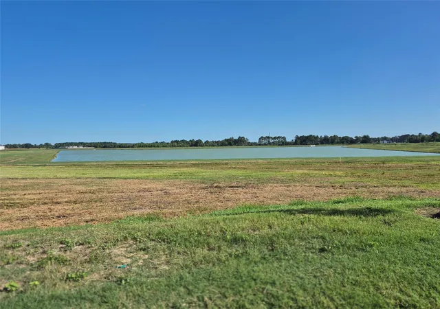 Photo 4 of Single family home for sale at 406 Dorion Lagoon Dr, Crosby, TX 77532 | MLS# 12404062 | Listing updated on 2026-09-23