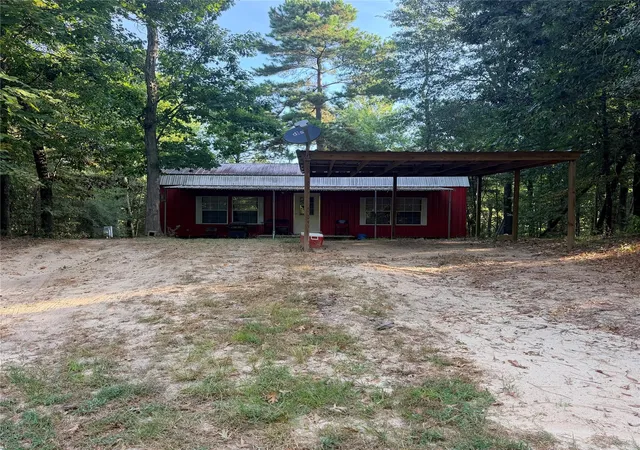 Photo 2 of Single family home for sale at 476 E Slumberlane Dr, Livingston, TX 77351 | MLS# 41222213 | Listing updated on 2026-09-02
