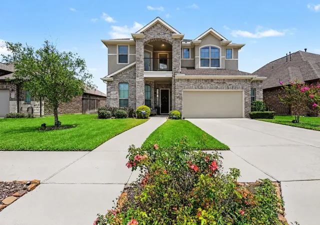 Photo 1 of Single family home for sale at 10519 Emory Park, Missouri City, TX 77459 | MLS# 97247862 | Listing updated on 2026-09-18