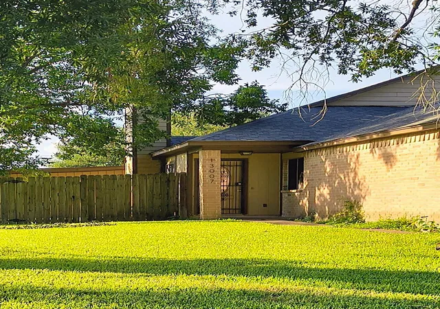 Photo 1 of Single family home for sale at 13007 Abalone Way, Houston, TX 77044 | MLS# 73390761 | Listing updated on 2026-09-12