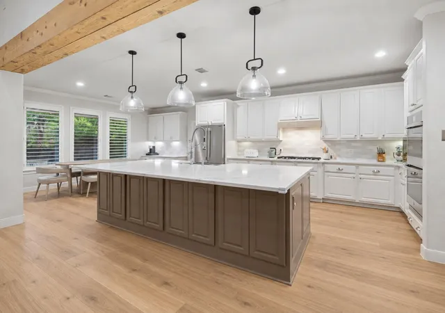 Photo 1 of Single family home for sale at 7922 Emerald Hvn Dr, Sugar Land, TX 77479 | MLS# 37180793 | Listing updated on 2026-10-07