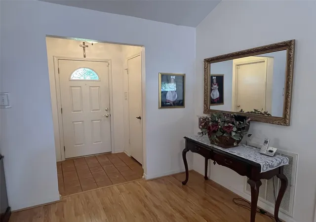 Photo 3 of Single family home for sale at 10219 Crescent Moon Dr, Houston, TX 77064 | MLS# 7035218 | Listing updated on 2026-09-08