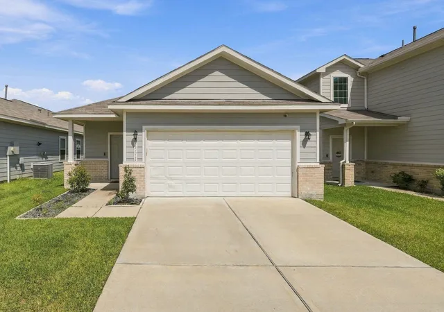 Photo 1 of Single family home for sale at 25411 Northpark Lake Dr, Porter, TX 77365 | MLS# 18288406 | Listing updated on 2026-10-08