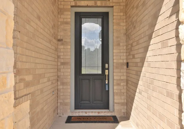 Photo 2 of Single family home for sale at 25615 Pinyon Hl Trl, Tomball, TX 77375 | MLS# 5567389 | Listing updated on 2026-09-23