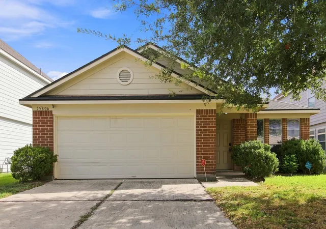 Photo 1 of Sale Pending at 15806 Pin Oak Ridge St, Houston, TX 77073 | MLS# 32264879 | Listing updated on 2026-09-18