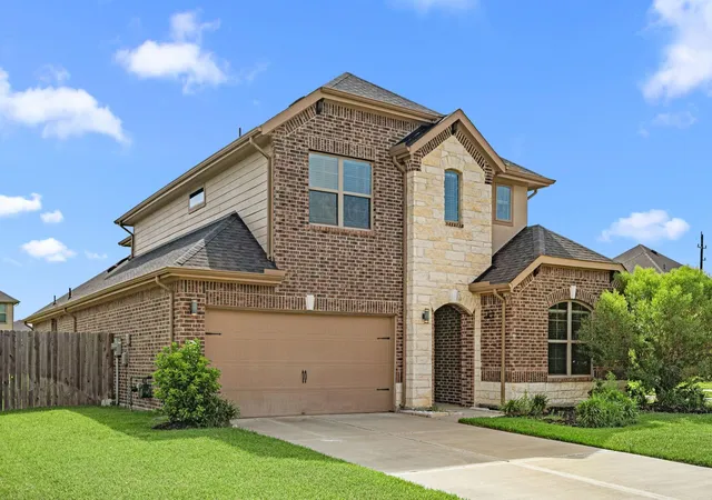 Photo 3 of Single family home for sale at 3539 Gore Crk Dr, Katy, TX 77494 | MLS# 32351902 | Listing updated on 2026-09-13