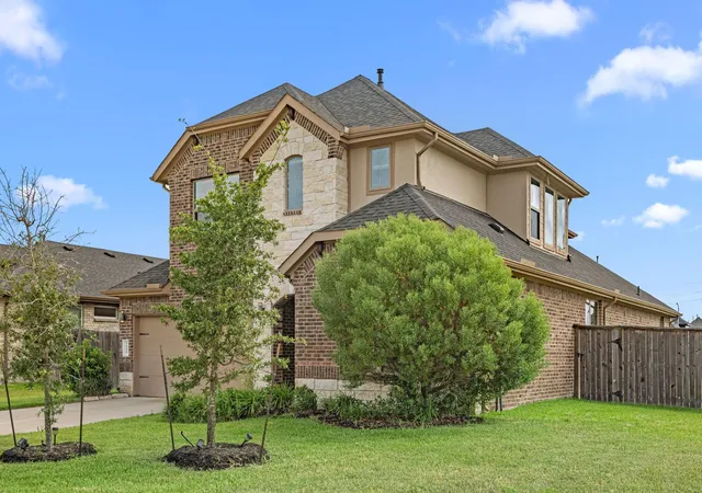 Photo 3 of Single family home for sale at 3539 Gore Crk Dr, Katy, TX 77494 | MLS# 32351902 | Listing updated on 2026-09-13