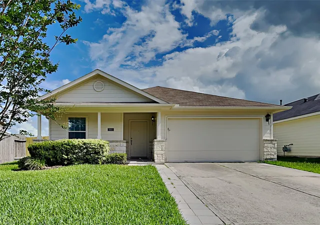 Photo 1 of Single family home for sale at 911 Lancaster Lake Dr, Houston, TX 77073 | MLS# 17550280 | Listing updated on 2026-09-19