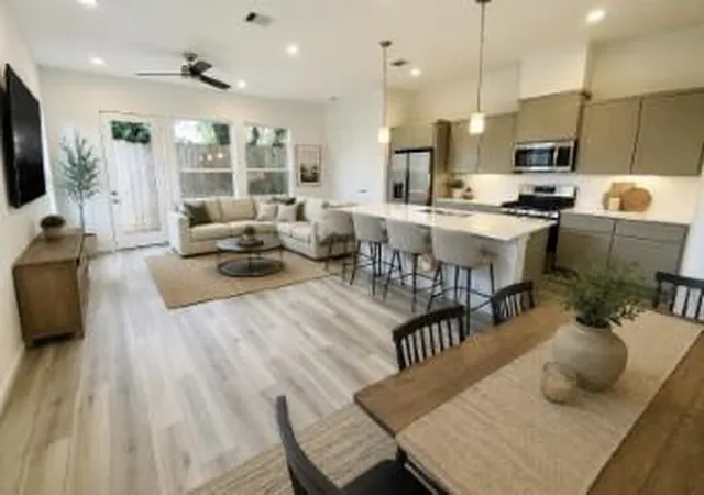 Photo 3 of Single family home for sale at 1524 Ojeman Rd #D, Houston, TX 77055 | MLS# 86058413 | Listing updated on 2026-09-02