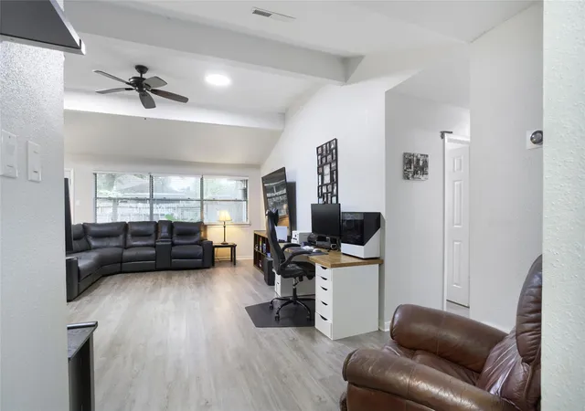 Photo 4 of Single family home for sale at 24127 Spring Day Ln, Spring, TX 77373 | MLS# 56501621 | Listing updated on 2026-10-21