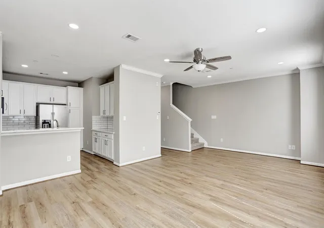 Townhouse for sale at 3001 Murworth Dr #404, Houston, TX 77025 | MLS# 93589772