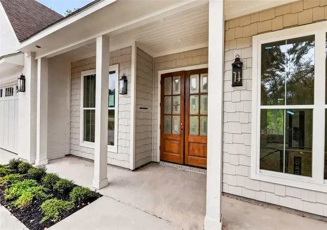 Photo 3 of Sale Pending at 212 Greenway Dr, Bryan, TX 77801 | MLS# 52472147 | Listing updated on 2026-09-22