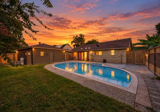 Photo 2 of Single family home for sale at 12302 Meadowdale Dr, Meadows Place, TX 77477 | MLS# 70231323 | Listing updated on 2026-09-19