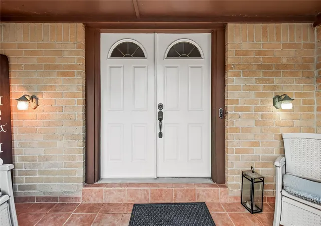 Photo 3 of Single family home for sale at 12302 Meadowdale Dr, Meadows Place, TX 77477 | MLS# 70231323 | Listing updated on 2026-09-19