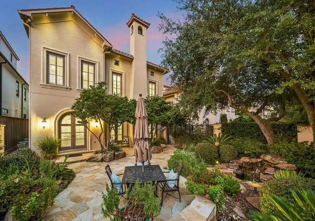 Photo 1 of Single family home for sale at 5034 Tangle Ln, Houston, TX 77056 | MLS# 22991383 | Listing updated on 2026-09-13