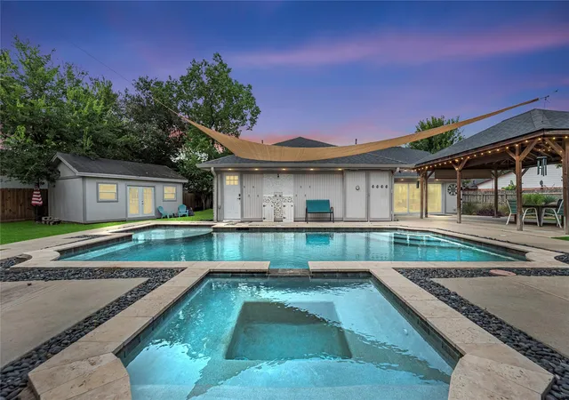 Photo 1 of Sale Pending at 2418 Pebbledowne Cir, Sugar Land, TX 77478 | MLS# 72759938 | Listing updated on 2026-09-16