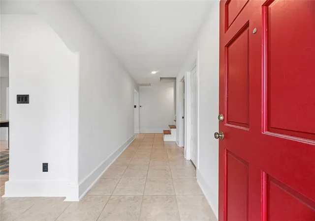 Photo 4 of Sale Pending at 2418 Pebbledowne Cir, Sugar Land, TX 77478 | MLS# 72759938 | Listing updated on 2026-09-16