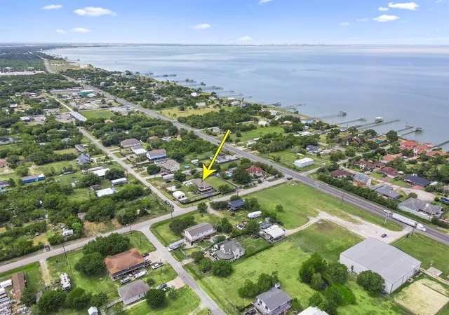 Photo 2 of Sale Pending at 218 24th Street, Dickinson, TX 77539 | MLS# 17731563 | Listing updated on 2026-09-14