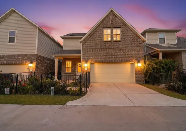 Photo 3 of Single family home for sale at 9663 Rockport Hills Dr, Cypress, TX 77433 | MLS# 23321193 | Listing updated on 2026-09-09