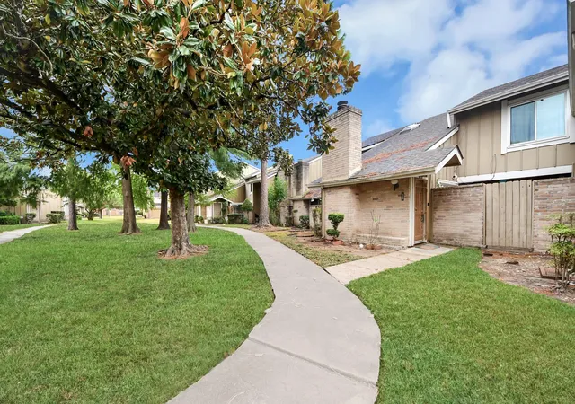 Photo 1 of Townhouse for sale at 6142 W Airport Blvd #15, Houston, TX 77035 | MLS# 5510567 | Listing updated on 2026-09-07