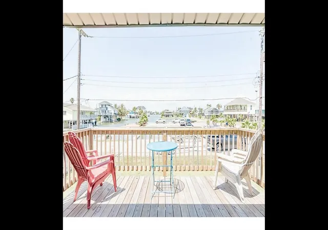 Photo 1 of Single family home for sale at 16646 Jolly Roger Rd, Galveston, TX 77554 | MLS# 32743290 | Listing updated on 2026-09-06
