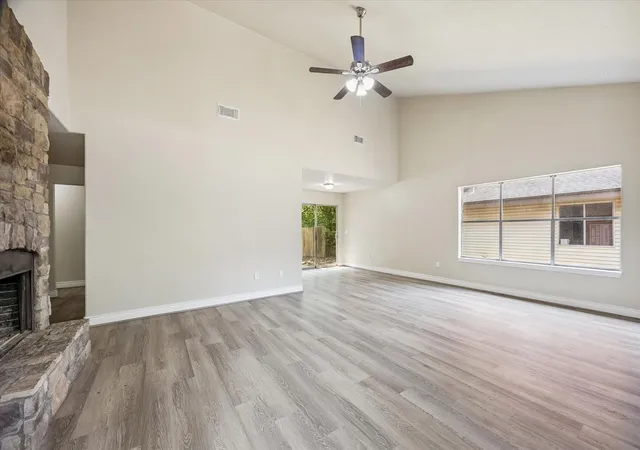 Photo 2 of Single family home for sale at 229 E Forest Ave, La Porte, TX 77571 | MLS# 76924236 | Listing updated on 2026-09-04