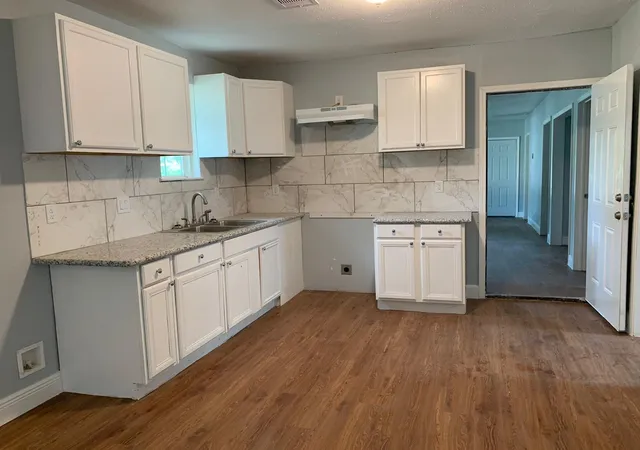 Photo 3 of Single family home for sale at 502 Hahlo St, Houston, TX 77020 | MLS# 49917109 | Listing updated on 2026-09-05