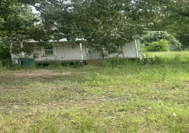 Photo 3 of Single family home for sale at 731 Martin Luther King, Montgomery, TX 77356 | MLS# 28898458 | Listing updated on 2026-09-06